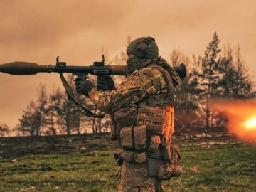 Скільки солдат і техніки росія втратила за минулу добу