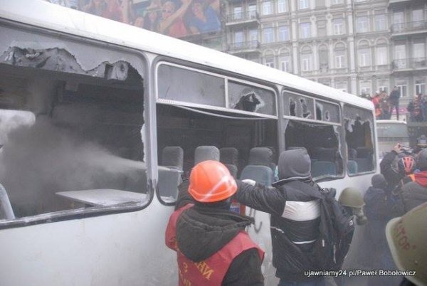 Сутички на Грушевського: фотовраження поляка