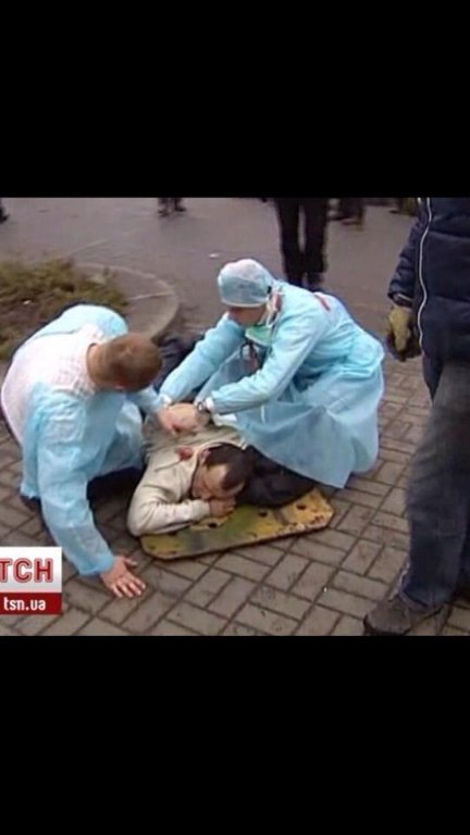 Збирають кошти пораненому на Майдані лучанину