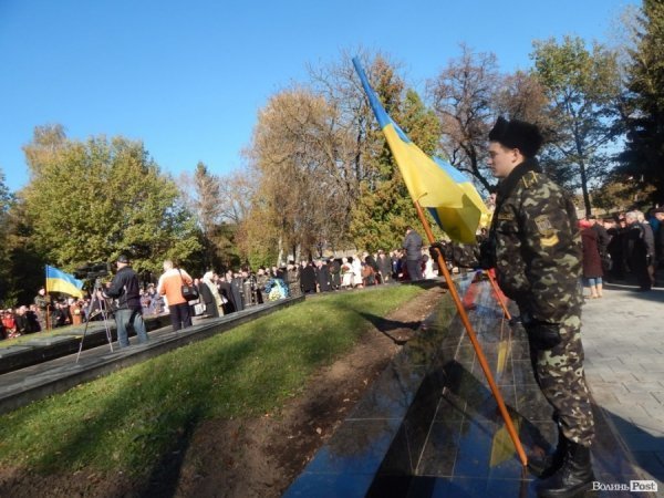 У Луцьку вшанували пам'ять загиблих у Другій світовій. ФОТО