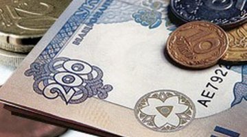 Середня зарплата у Луцьку – 2112 гривень
