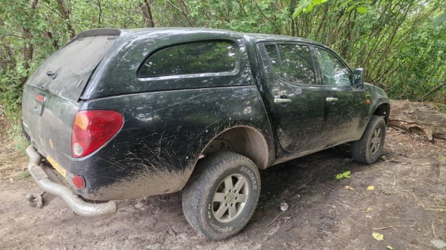 Воїну з Волині потрібна допомога у зборі коштів на авто, яке постраждало після обстрілів