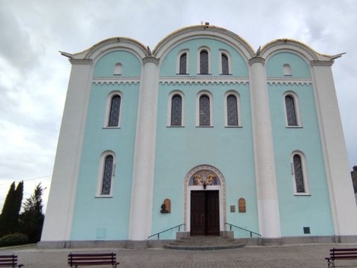 Релігійну громаду УПЦ на Волині повторно зобов'язали звільнити Успенський собор