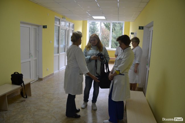 У Луцьку відкрили оновлене приміщення жіночої консультації