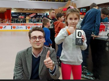 «Після виграшу годинника ще більше люблю ролики», – переможниця розіграшу від «GeneratorCity»*