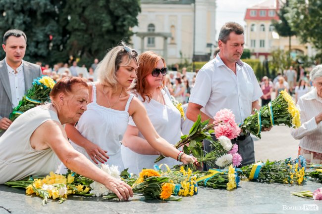Лучани вшанували пам'ять Лесі Українки. ФОТО