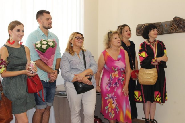 Луцька художниця показала свої «Знаки часу». ФОТО