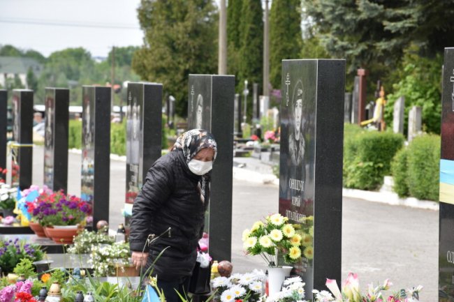 Лучани вшанували пам’ять військовослужбовців, які загинули на Сході України. ФОТО
