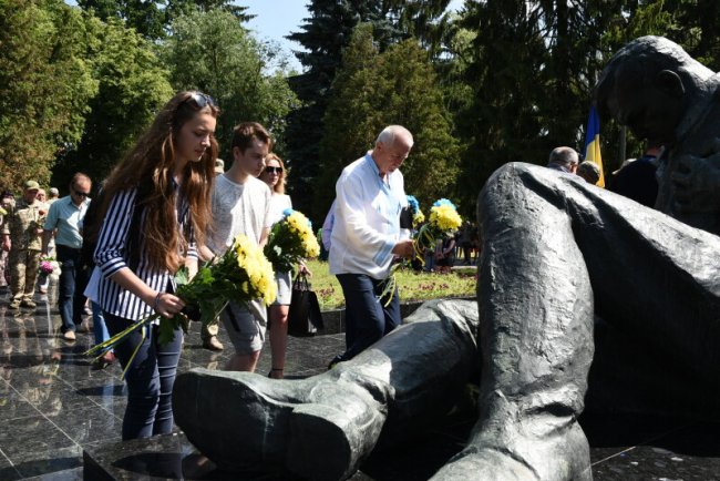 Лучани вшанували пам’ять жертв Другої світової війни. ФОТО