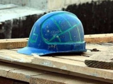 У Польщі на будівництві трапилось декілька нещасних випадків з українцями: двоє померло, ще один травмувався