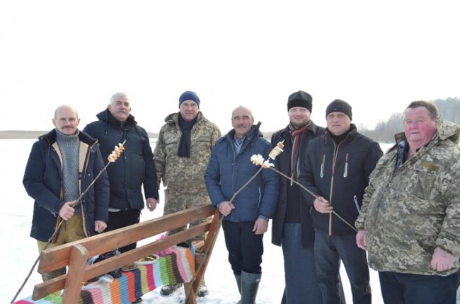 Як на Світязі Водохреще святкували. ФОТО 