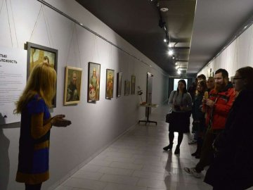 У Луцьку – незвична виставка про українських воїнів. ФОТО