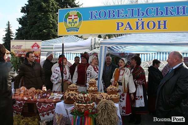 У центрі Луцька – ярмарок. ФОТО
