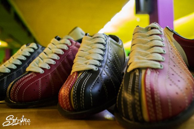 У боулінг-клубі «StrikeCity» – оновлене взуття та кеглі*