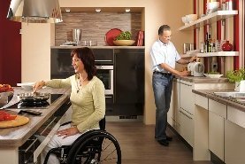 Жако радить меблі для людей з обмеженими можливостями. ФОТО*