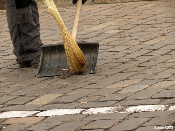 Майдан буденний. НОТАТКИ ОЧЕВИДЦЯ. ФОТО