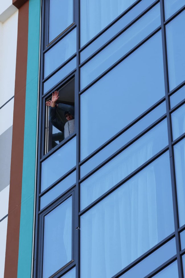 Гасили пожежі та рятували людей  в одному з готелів міста: у Луцьку відбулися навчання вогнеборців