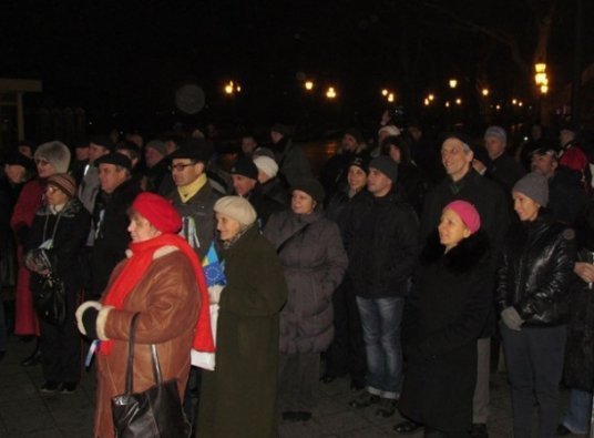 Міліція, візлі Діка бімба, - Одеса вітає Азарова з 66-річчям. ФОТО