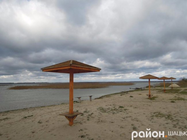 Сердитий і прекрасний: опублікували фото осіннього Світязю