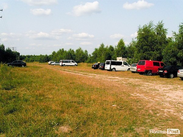 Парковка для автомобілів