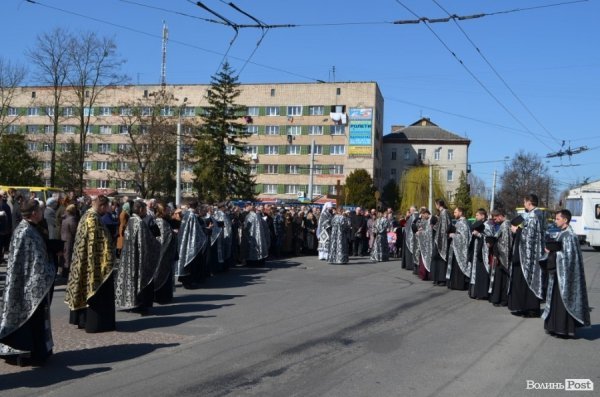 У Луцьку відбувся загальноміський Страждальний хресний хід. ФОТО