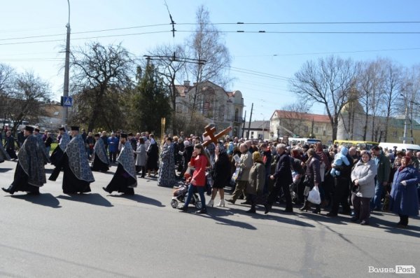 У Луцьку відбувся загальноміський Страждальний хресний хід. ФОТО