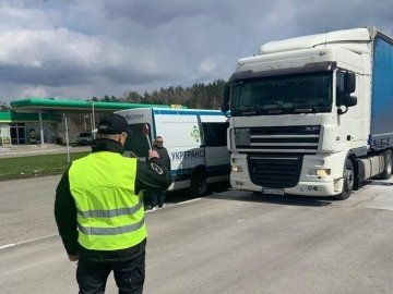 Запрацював перший на Волині майданчик для габаритно-вагового контролю
