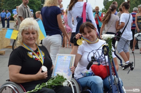 У Луцьку відбулися перегони на візках і хендбайках