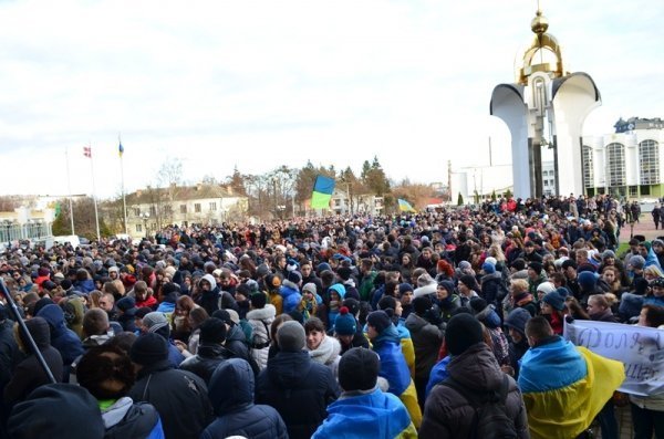 Студентський мітинг у Луцьку. ФОТО. ВІДЕО