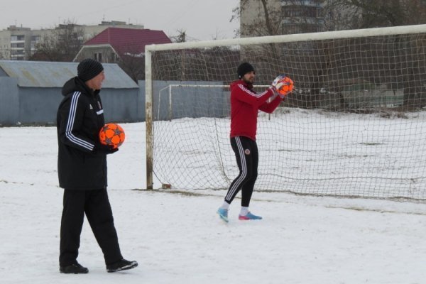 «Волинь» і сніг. ФОТО