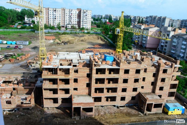 Як у Луцьку будують оселі мрії у яскравому ЖК «Caramel Residence». ФОТО*