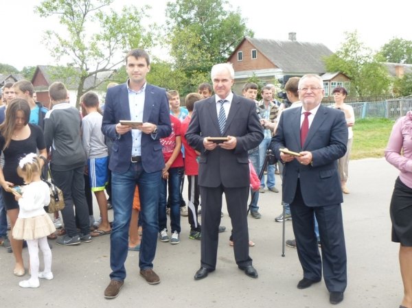У райцентрі на Волині оновили стадіон. ФОТО
