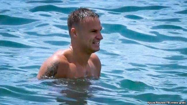 Футболіст із Луцька майже місяць відпочивав в окупованому Криму