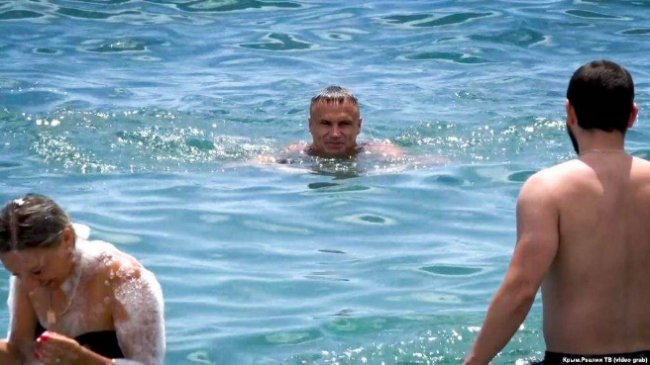 Футболіст із Луцька майже місяць відпочивав в окупованому Криму