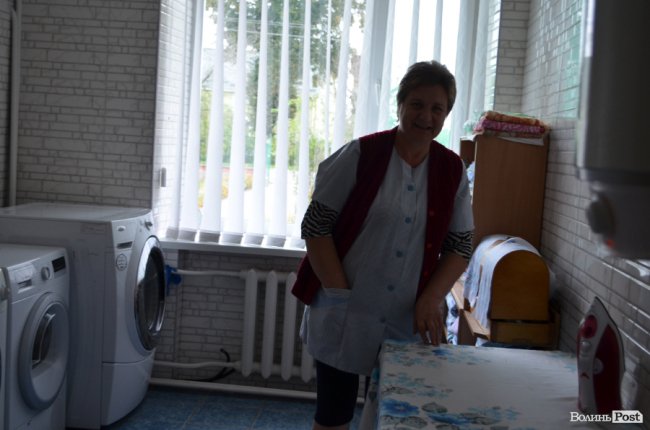 «Не дай Бог такої старості, але вона досить пристойна», -  Савченко про терцентр для пенсіонерів на Волині