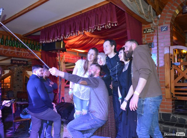 «З Луцьком завжди спекотно»: «Тінь Сонця» відіграли драйвовий концерт