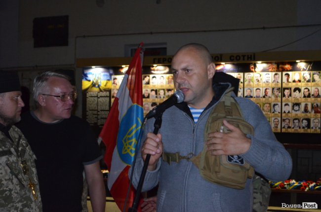 Пам’ять, яка житиме вічно: у Луцьку вшанували загиблих під Іловайськом. ФОТО