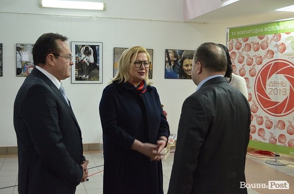 У Луцьку – фотовиставка газети «День»