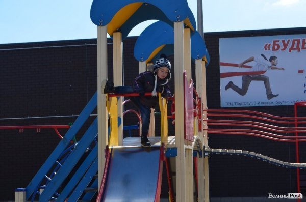 Луцьк напередодні вихідних. ФОТОРЕПОРТАЖ