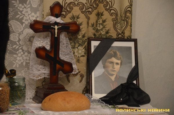 Загиблого Героя Юрія Полозняка зустріли на малій Батьківщині