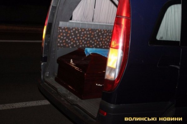 Загиблого Героя Юрія Полозняка зустріли на малій Батьківщині