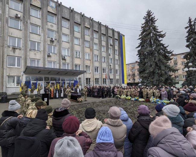 На Волині провели в останню путь Героя Дмитра Павліковського