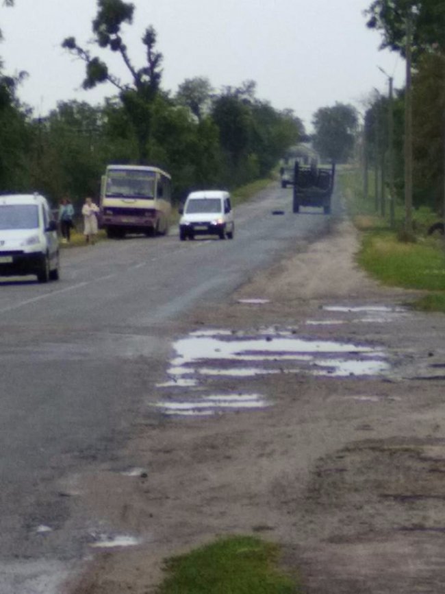 На Волині в маршрутки на ходу відлетіло колесо