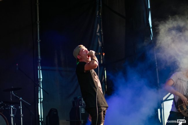 «Шикидим», лірика і вибуховий «O.Torvald»: перший день «Бандерштату». ФОТО