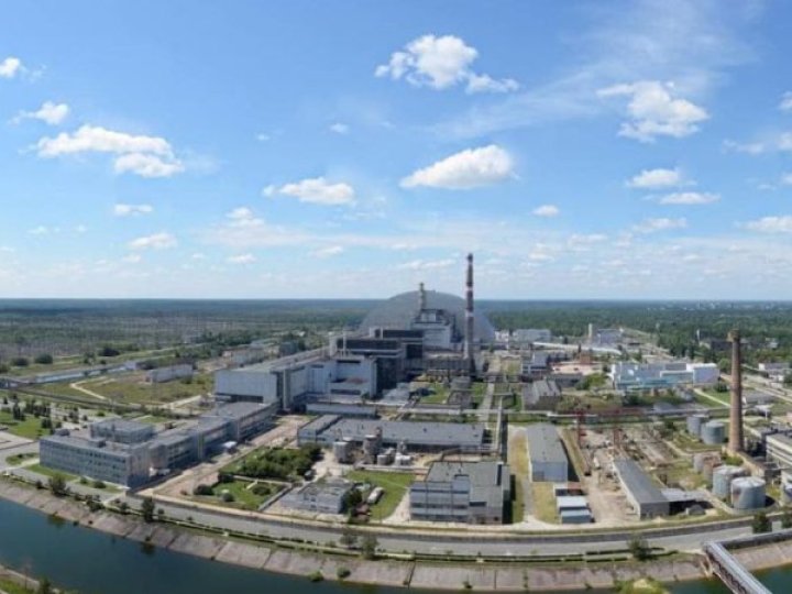 Знеструмлення Чорнобильської АЕС через обстріл рф: на всіх об'єктах відновили електропостачання