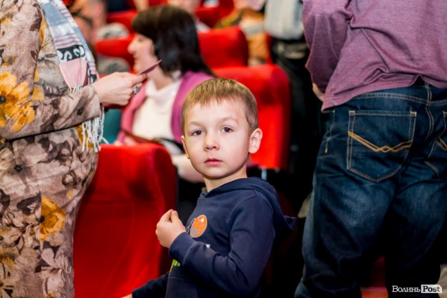 У Луцьку прем’єра фільму «Крути» зібрала Героїв на спільний перегляд. ФОТО