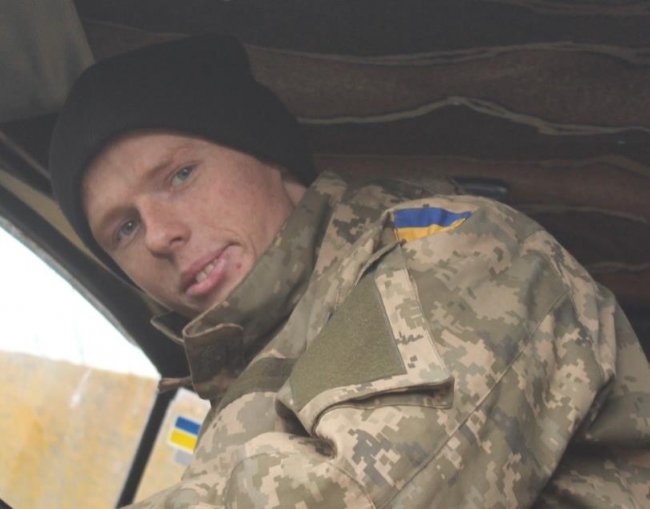 Показали, хто рятує бойову техніку волинської бригади