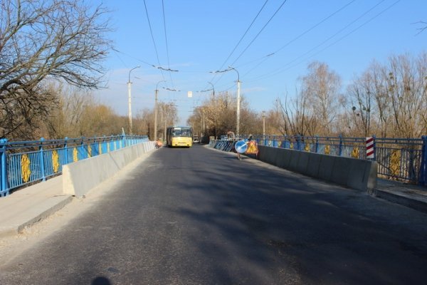 Як ремонтують луцькі дороги. ФОТО