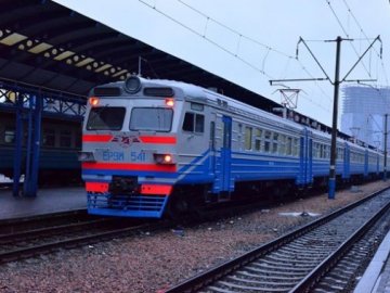 У приміських потягах посилено перевірятимуть квитки у пасажирів