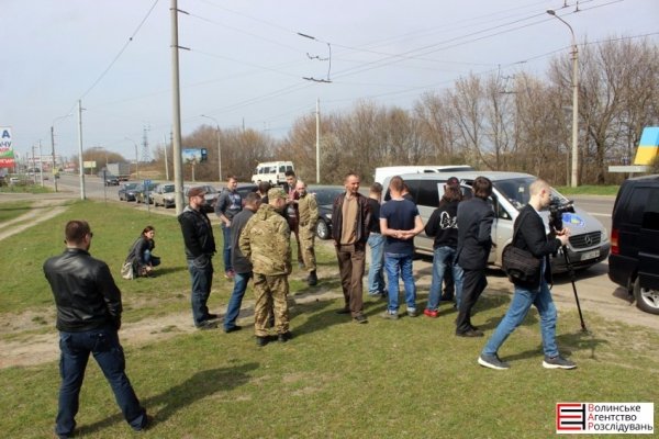 У Луцьк привезли тіло Героя Сергія Грибкова. ФОТО